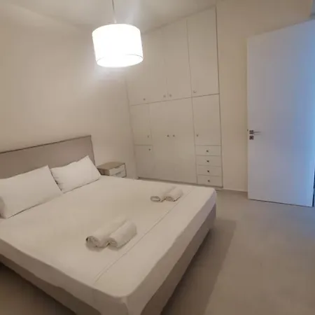 两卧室公寓-带露台花园 Appartement