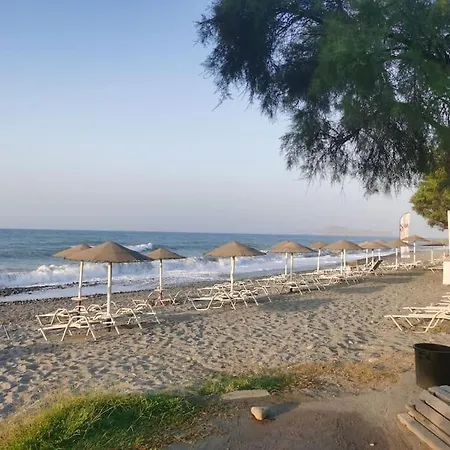 两卧室公寓-带露台花园 Chania (Crete)