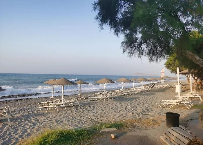 两卧室公寓-带露台花园 干尼亞